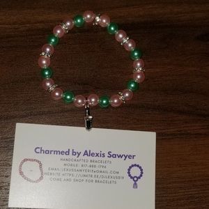 Pearl beaded bracelet  8mm with charm (pink and green)